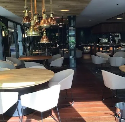 Exterior Con Vistas 플라야데라스아메리카스